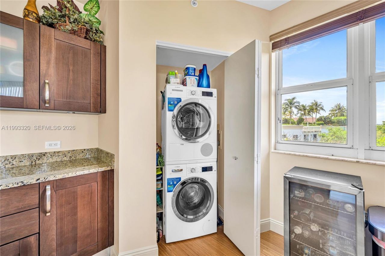 20000 E Country Club Dr , Unit 508, Aventura, FL 33180 Photo