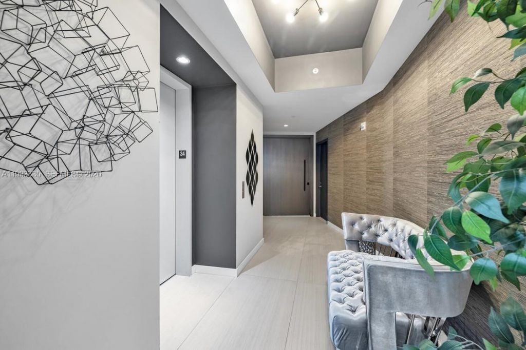 851 NE 1st Ave , Unit 3401, Miami, FL 33132 Photo