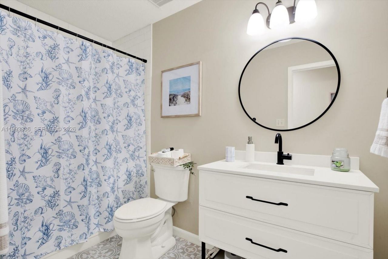 15521 Wetstone Drive, Tampa, FL 33613 Photo