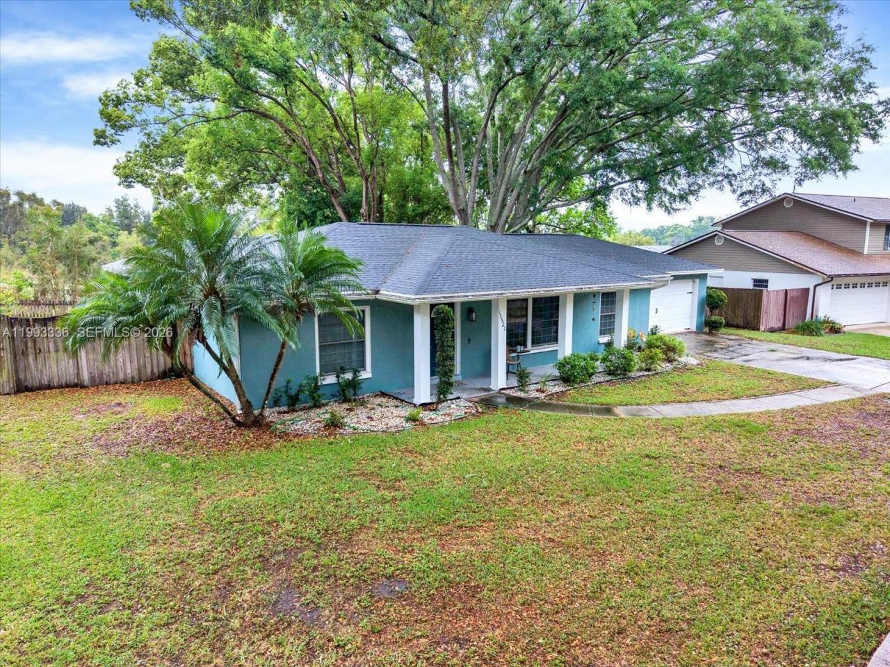 15521 Wetstone Drive, Tampa, FL 33613 Photo