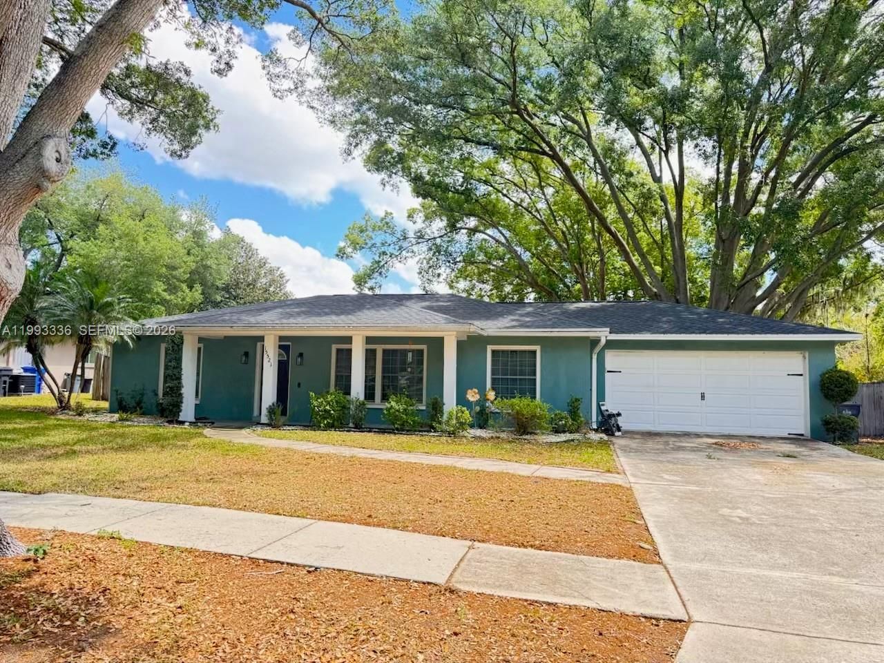 15521 Wetstone Drive, Tampa, FL 33613 Photo