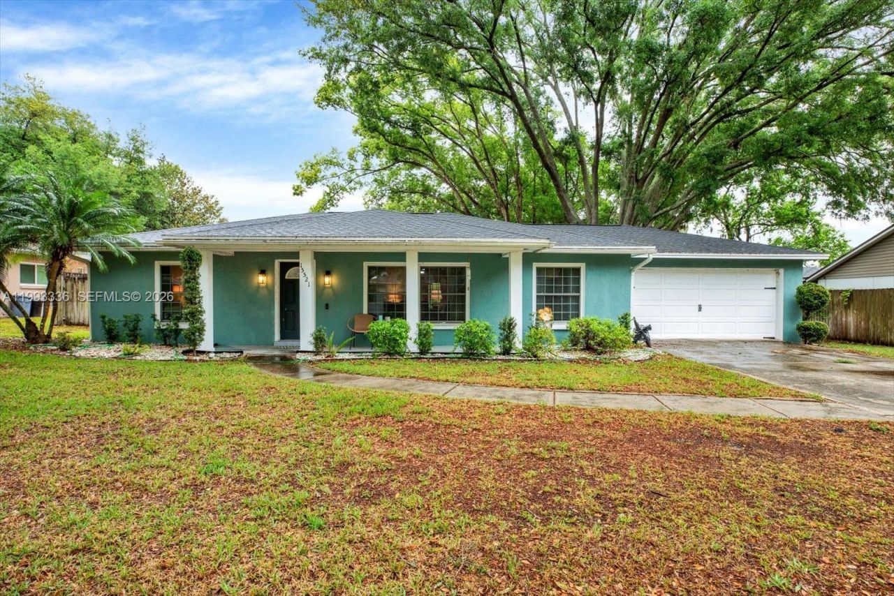 15521 Wetstone Drive, Tampa, FL 33613 Photo