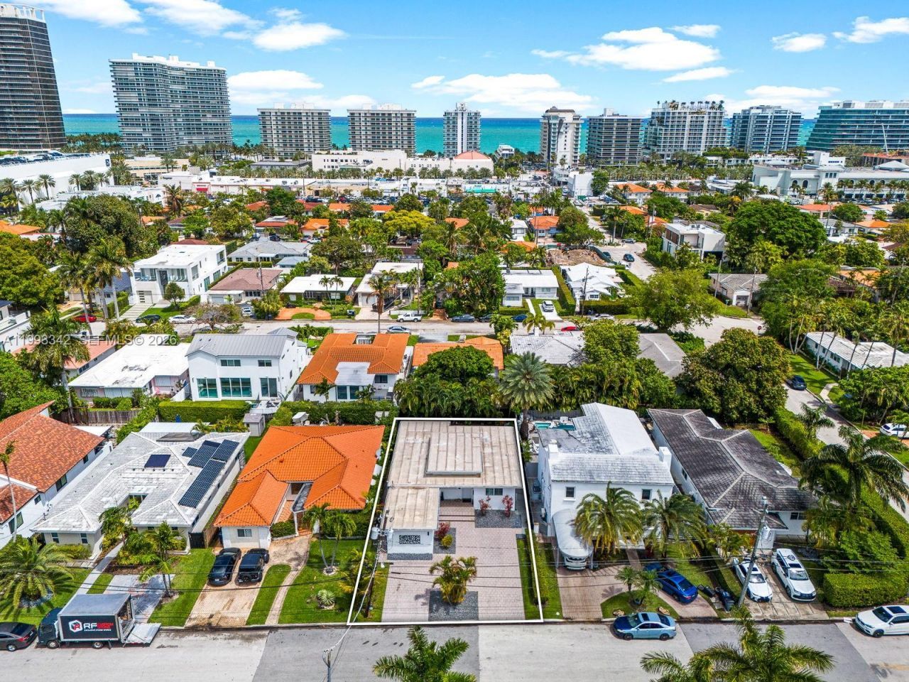 9517 Bay Dr, Surfside, FL 33154 Photo