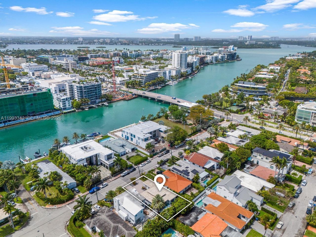 9517 Bay Dr, Surfside, FL 33154 Photo