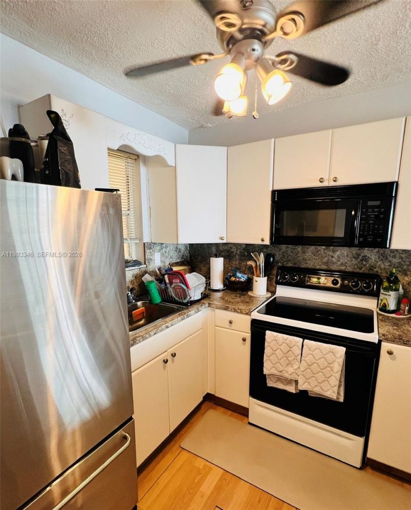 600 NE 25th St , Unit PHE 74, Miami, FL 33137 Photo