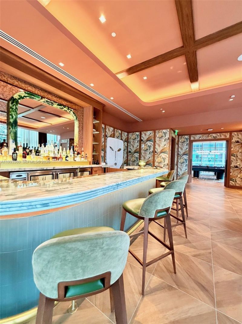 77 SE 5th St, Unit 1608, Miami, FL 33131 Photo