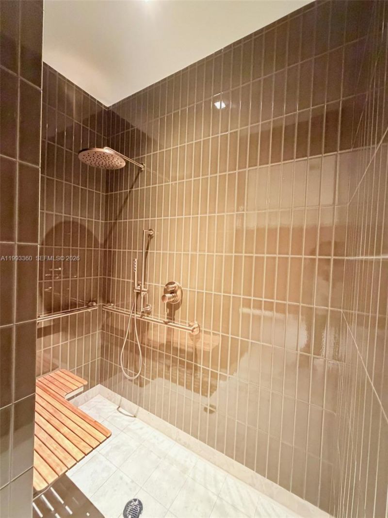 77 SE 5th St, Unit 1608, Miami, FL 33131 Photo