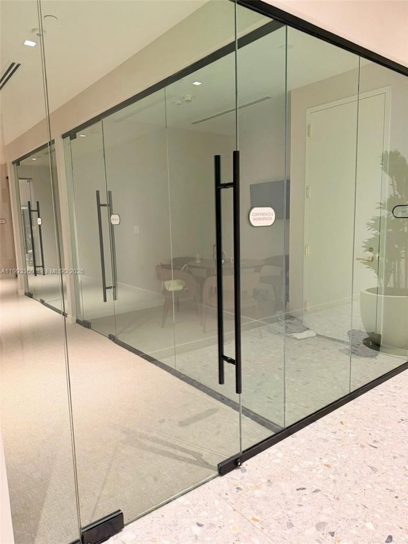 77 SE 5th St, Unit 1608, Miami, FL 33131 Photo