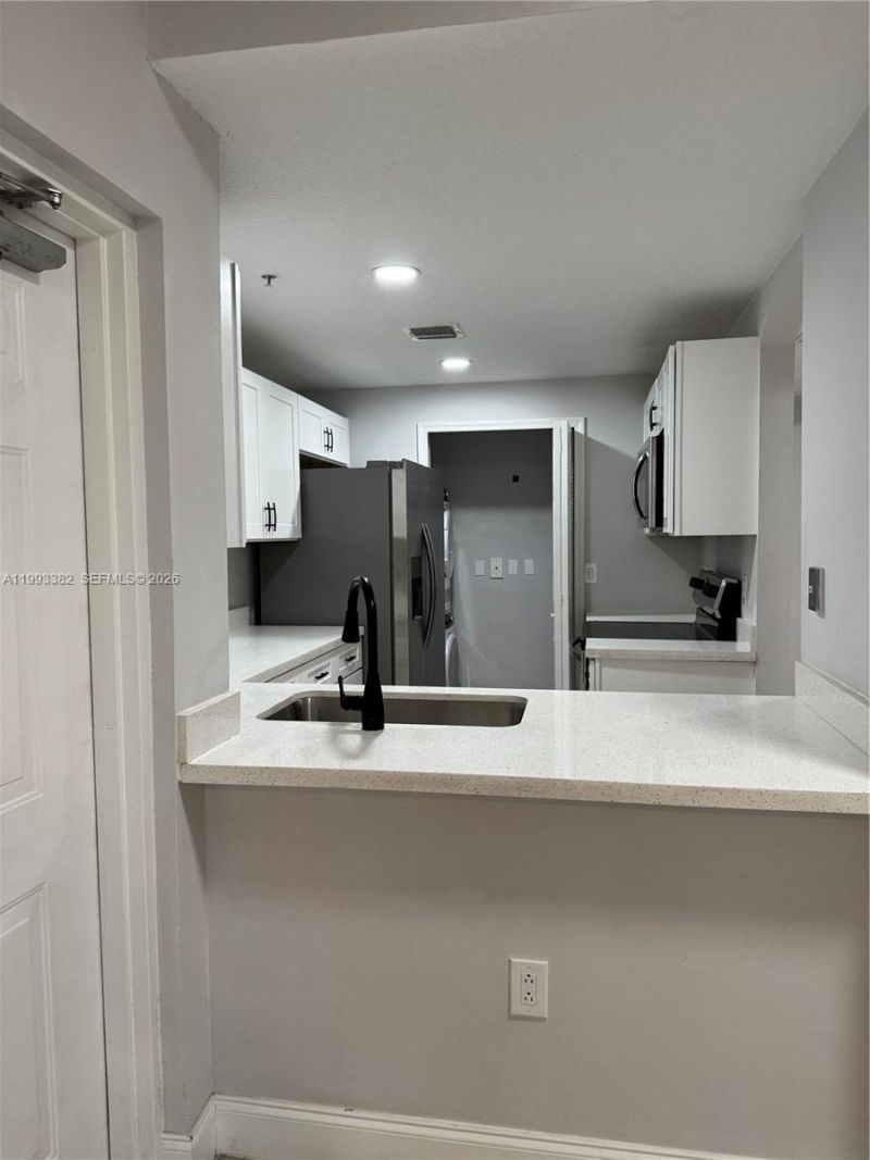 6440 NW 114th Ave, Unit 406, Doral, FL 33178 Photo