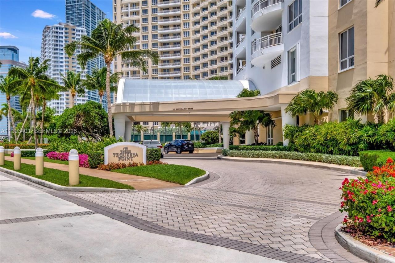 848 Brickell Key Dr , Unit 2605, Miami, FL 33131 Photo