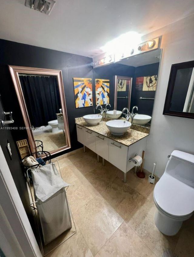 41 SE 5th St, Unit 903, Miami, FL 33131 Photo
