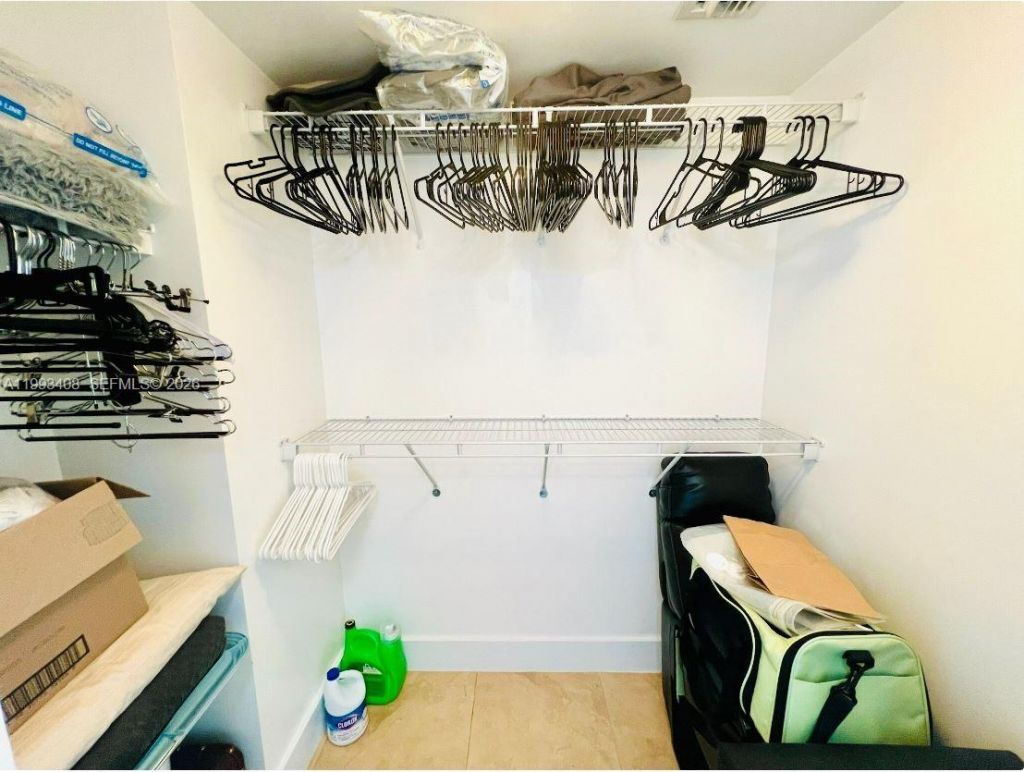 41 SE 5th St, Unit 903, Miami, FL 33131 Photo