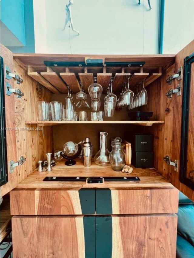 41 SE 5th St, Unit 903, Miami, FL 33131 Photo