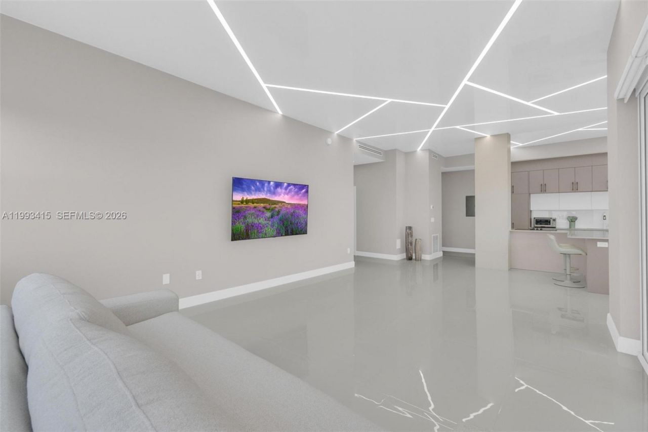 18011 Biscayne Blvd, Unit PH04, Aventura, FL 33160 Photo