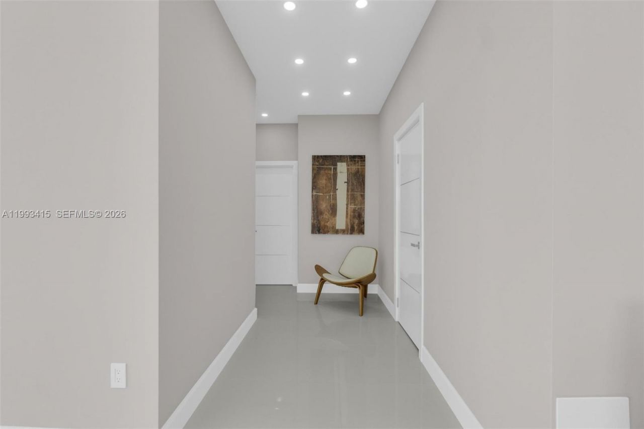18011 Biscayne Blvd, Unit PH04, Aventura, FL 33160 Photo