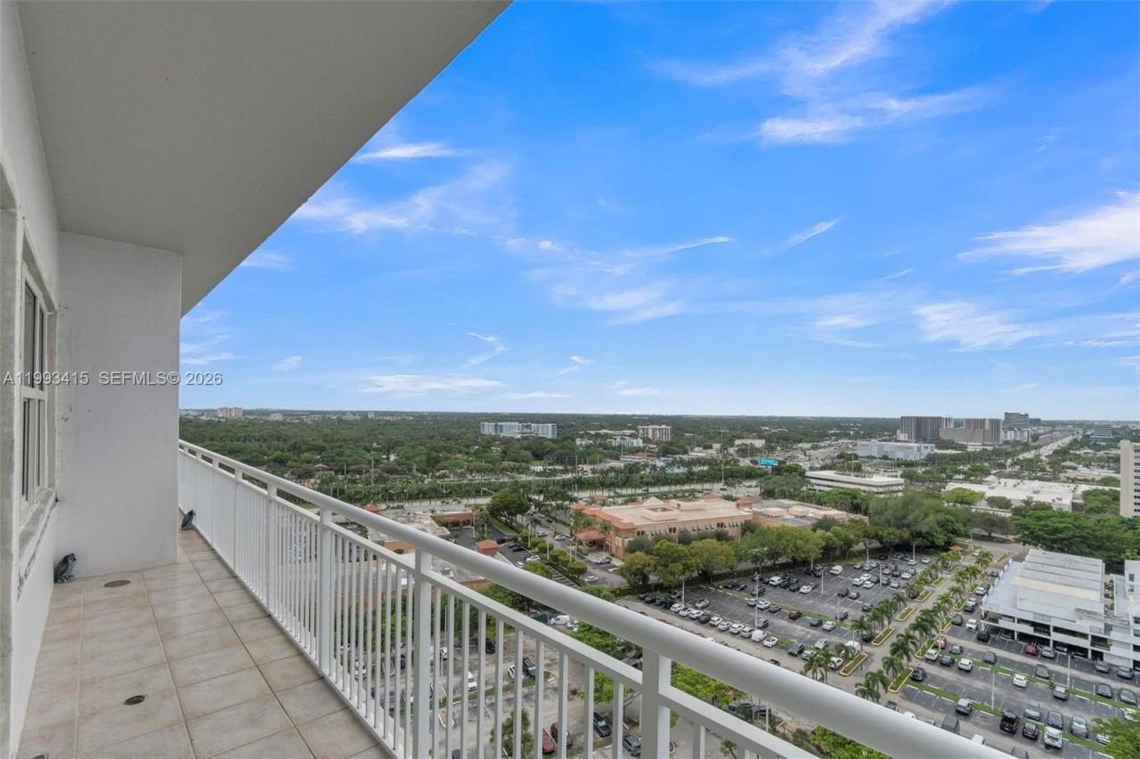 18011 Biscayne Blvd, Unit PH04, Aventura, FL 33160 Photo