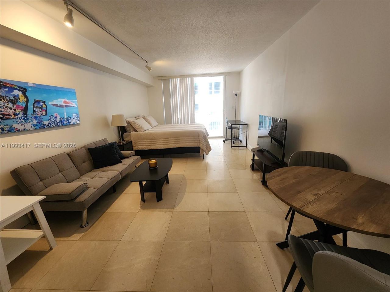 1200 Brickell Bay Dr, Unit 1510, Miami, FL 33131 Photo