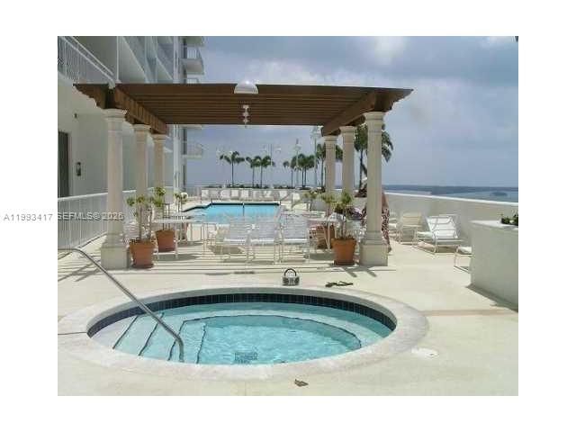 1200 Brickell Bay Dr, Unit 1510, Miami, FL 33131 Photo