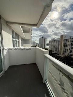 5601 Collins Ave , Unit 1219, Miami Beach, FL 33140 Photo