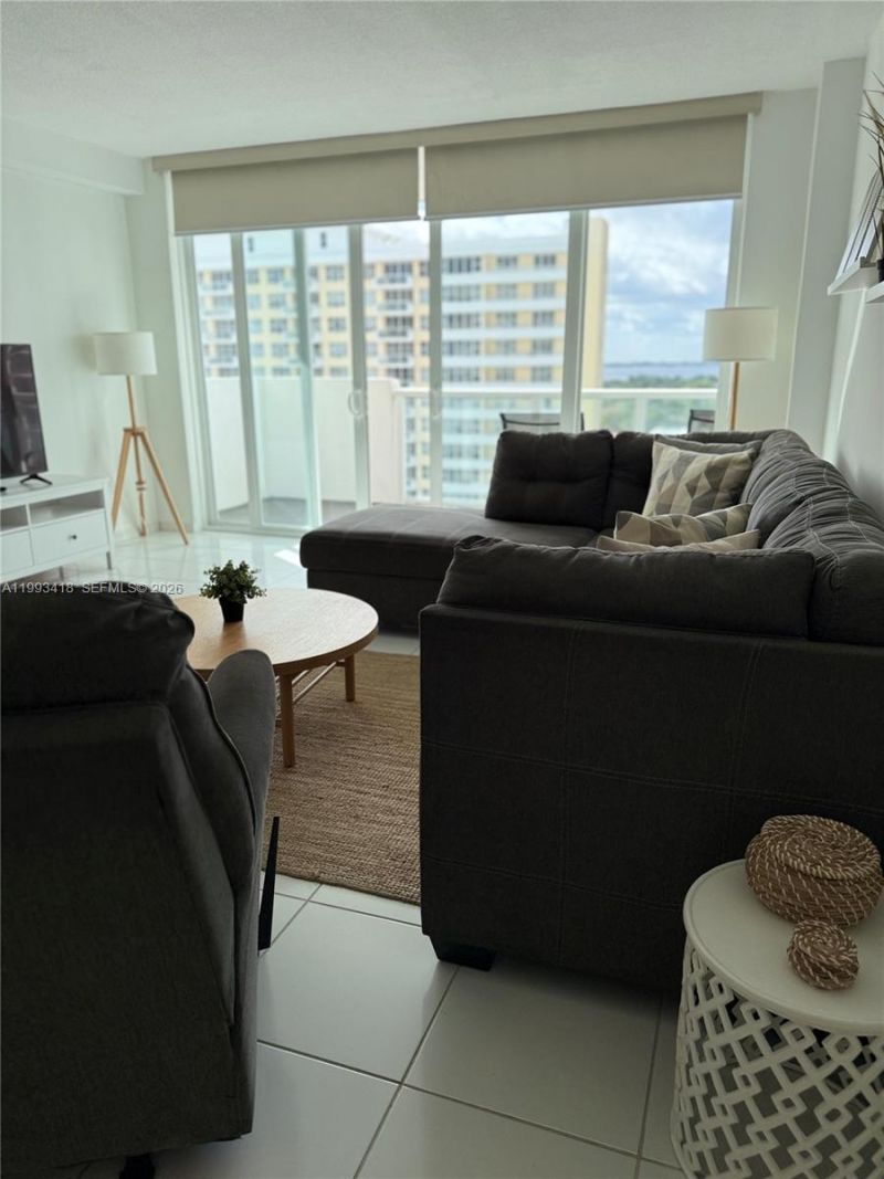 5601 Collins Ave , Unit 1219, Miami Beach, FL 33140 Photo