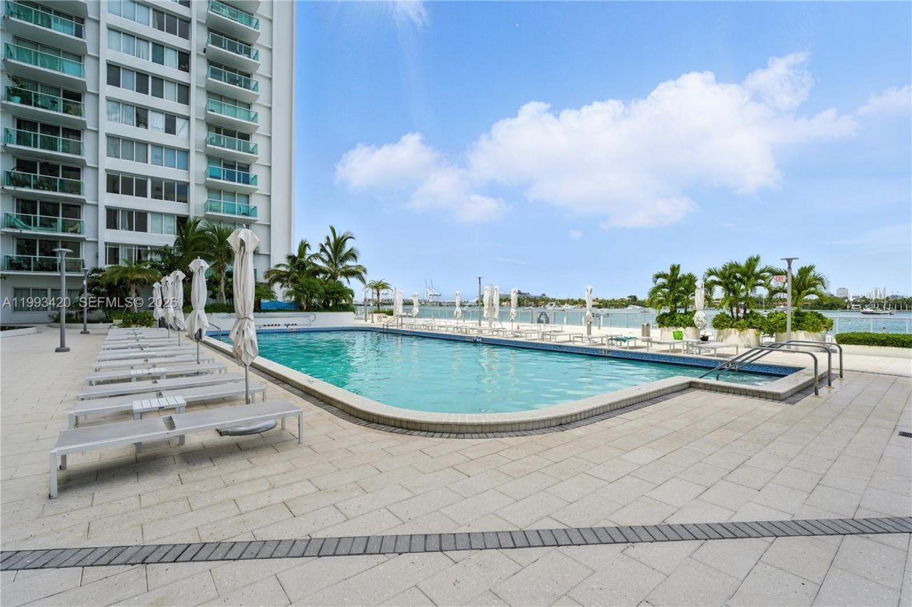 1000 West Ave, Unit 712, Miami Beach, FL 33139 Photo