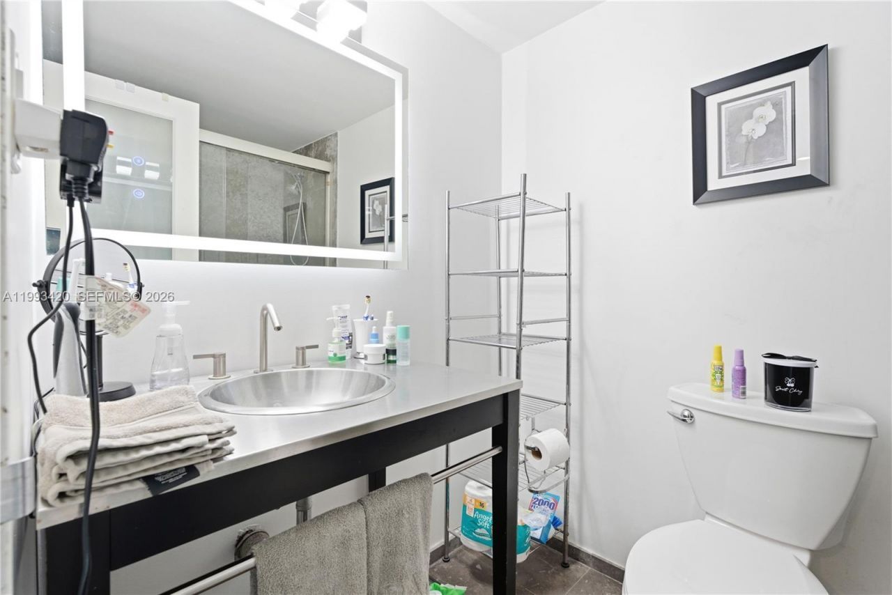 1000 West Ave, Unit 712, Miami Beach, FL 33139 Photo
