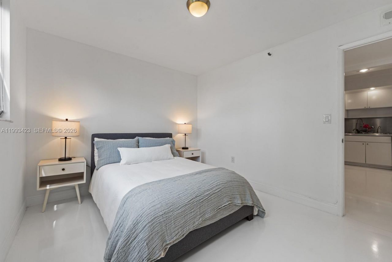 1623 Collins Ave, Unit 318, Miami Beach, FL 33139 Photo