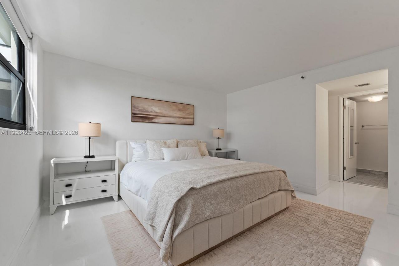 1623 Collins Ave, Unit 318, Miami Beach, FL 33139 Photo
