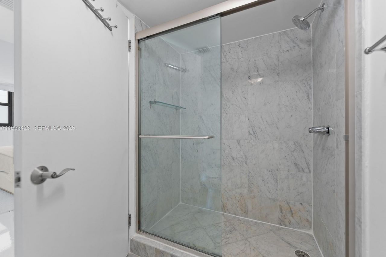 1623 Collins Ave, Unit 318, Miami Beach, FL 33139 Photo