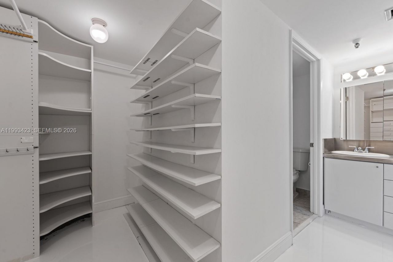 1623 Collins Ave, Unit 318, Miami Beach, FL 33139 Photo