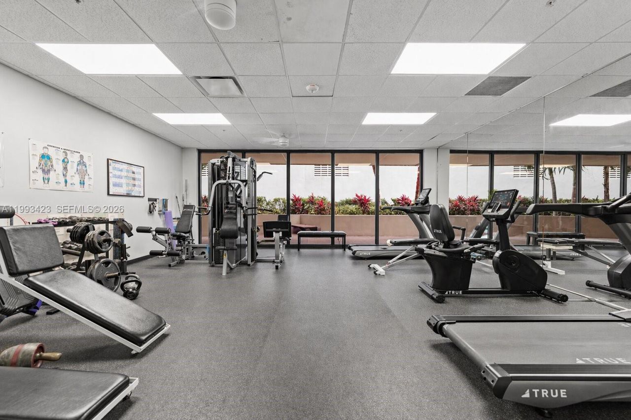 1623 Collins Ave, Unit 318, Miami Beach, FL 33139 Photo