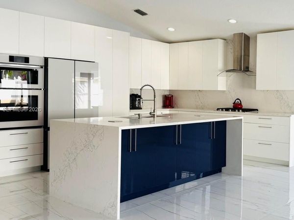 1001 Cape Cod Ter , Green Acres, FL 33413