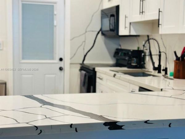 1002 NE 119th St , Unit F, Biscayne Park, FL 33161