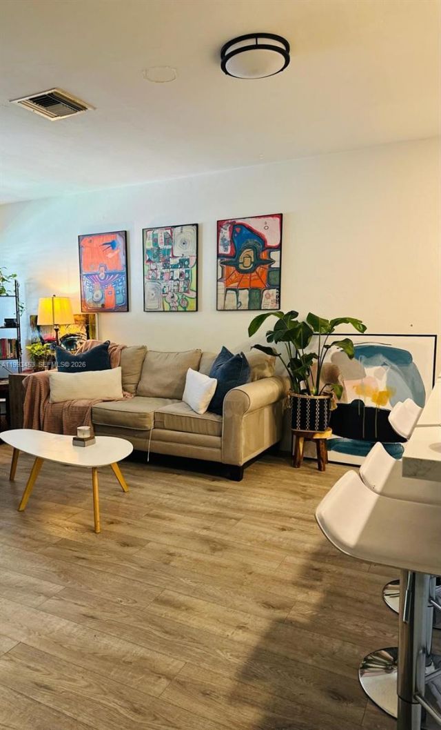 1002 NE 119th St , Unit F, Biscayne Park, FL 33161 Photo