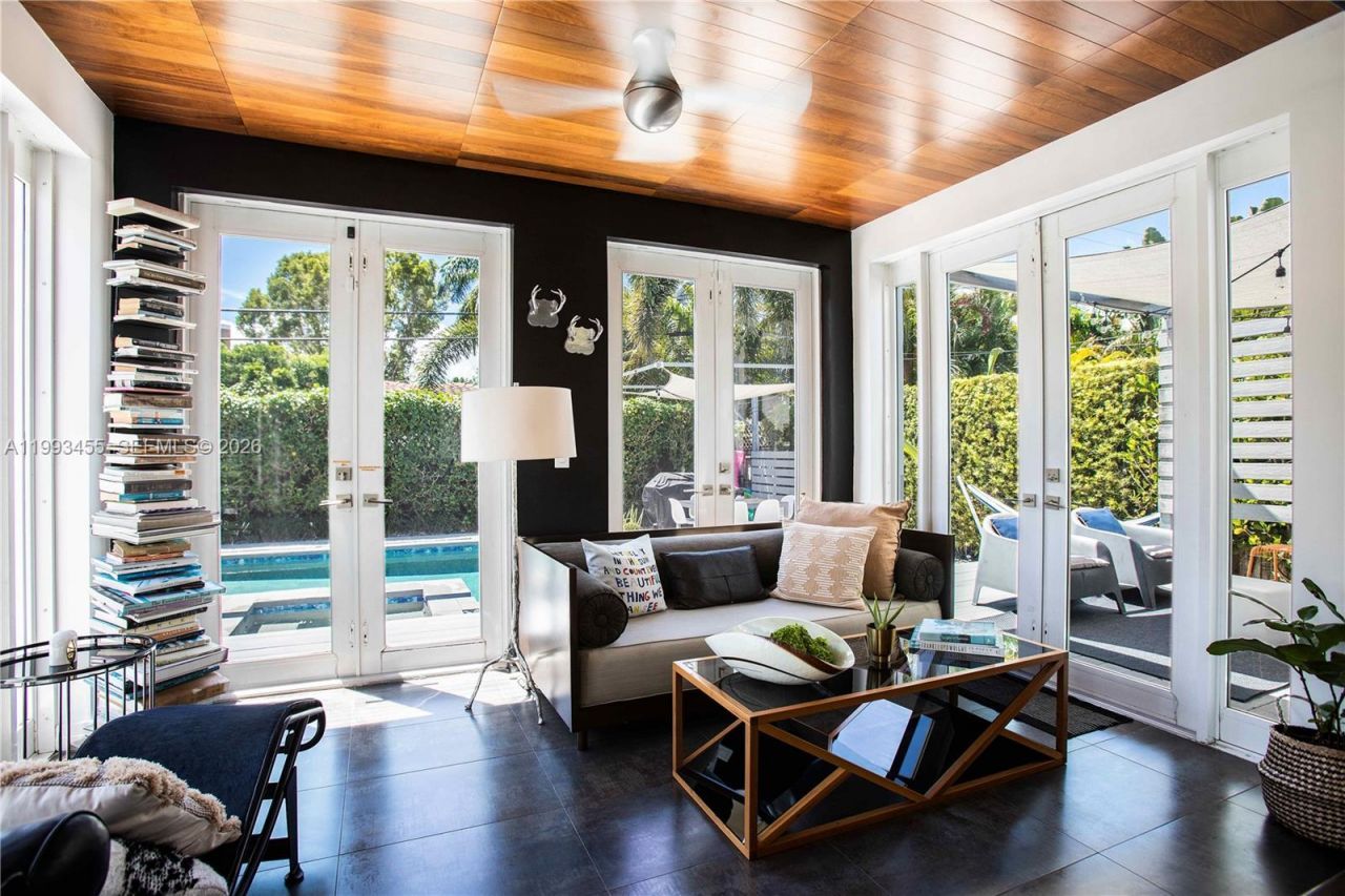 738 NE 72nd Ter , Miami, FL 33138 Photo