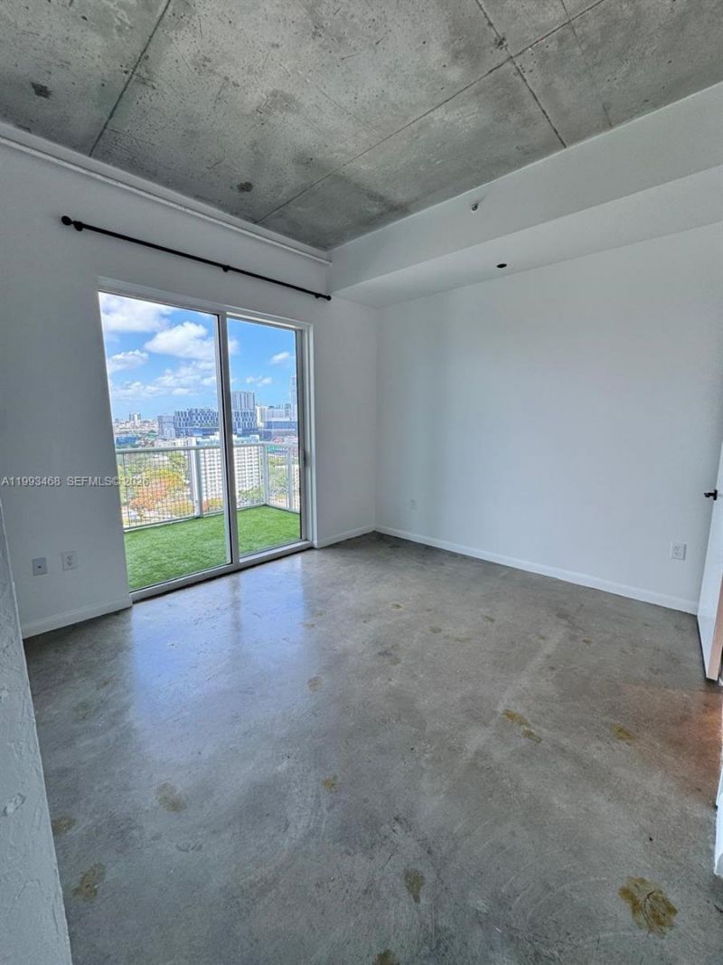 10 SW South River Dr , Unit 1710, Miami, FL 33130 Photo