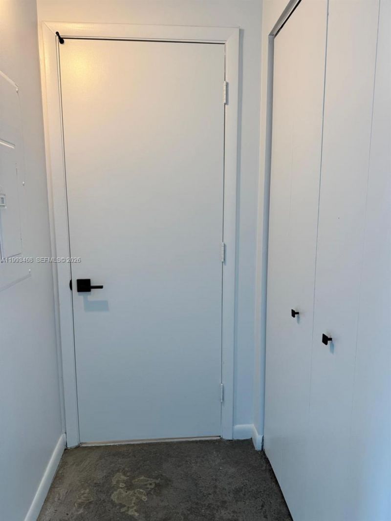 10 SW South River Dr , Unit 1710, Miami, FL 33130 Photo