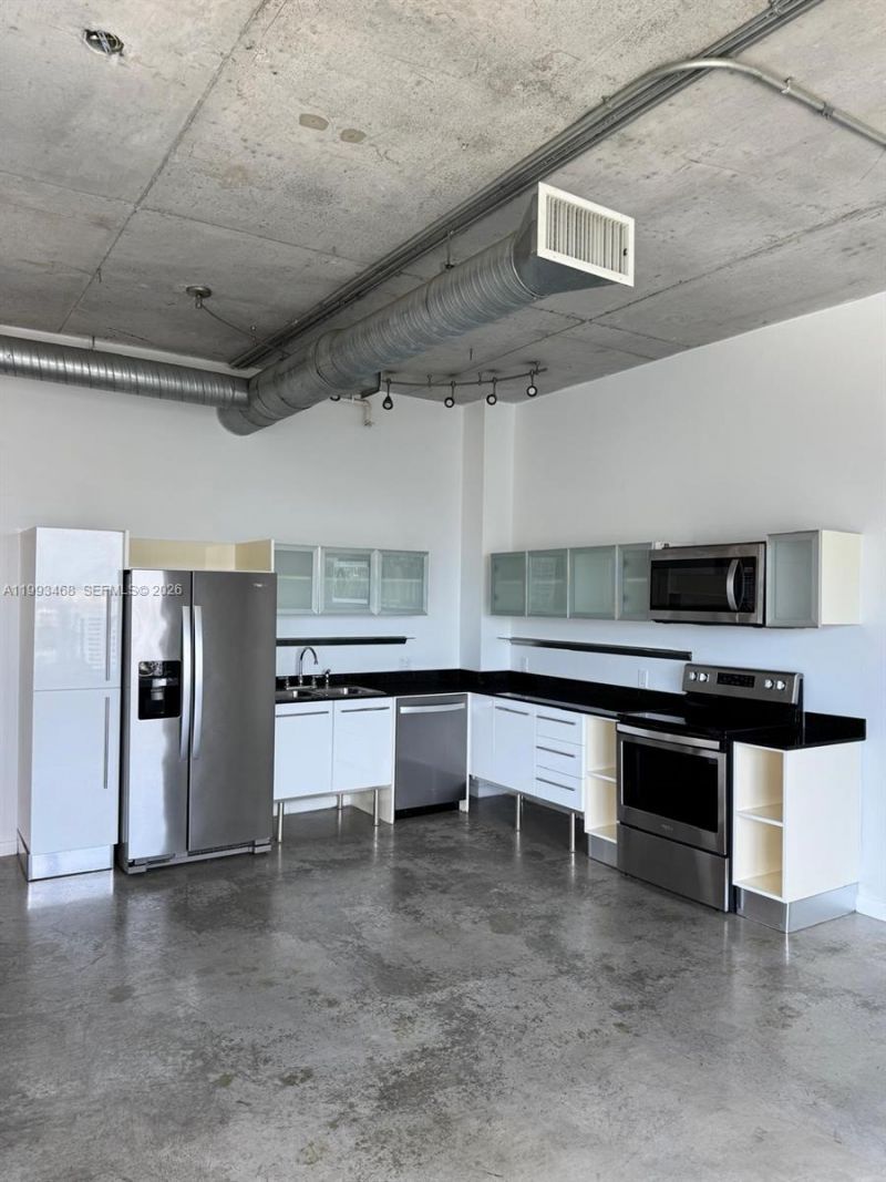 10 SW South River Dr , Unit 1710, Miami, FL 33130 Photo