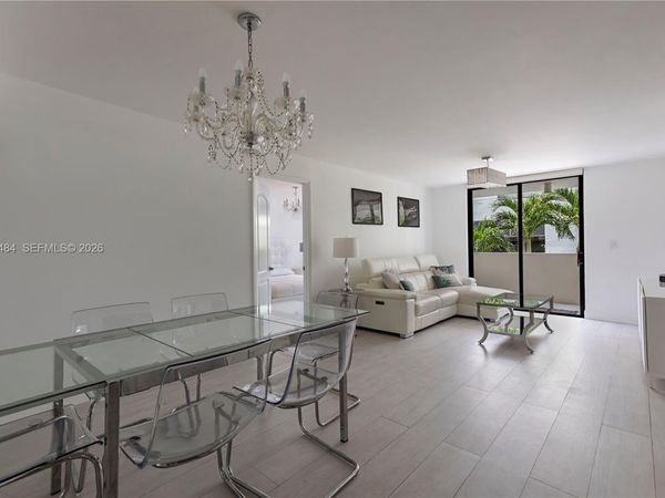 1621 Collins Ave , Unit 206, Miami Beach, FL 33139