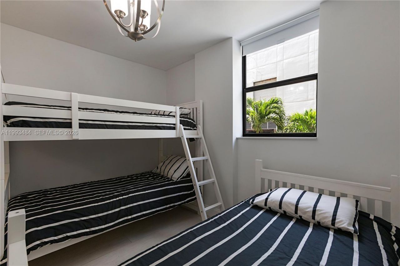 1621 Collins Ave , Unit 206, Miami Beach, FL 33139 Photo