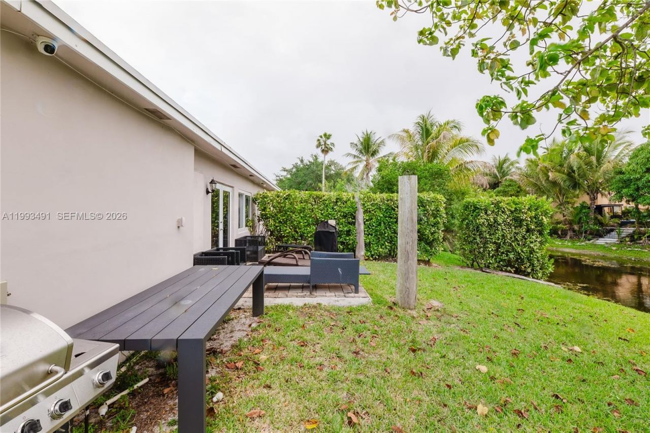 11320 NW 35th Ct , Unit B, Coral Springs, FL 33065 Photo