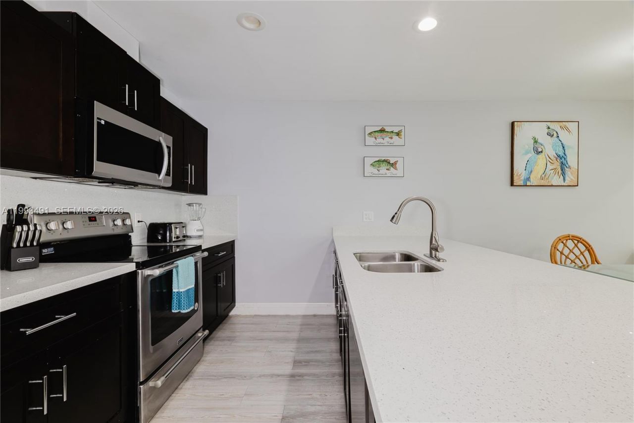 11320 NW 35th Ct , Unit B, Coral Springs, FL 33065 Photo