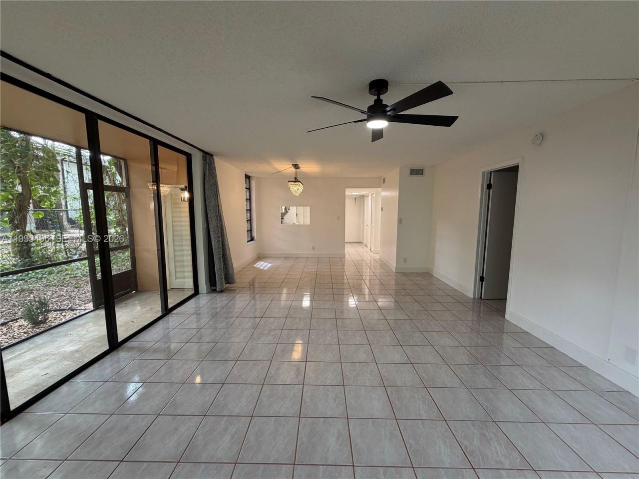 400 Commodore Dr, Unit 101, Plantation, FL 33325 Photo