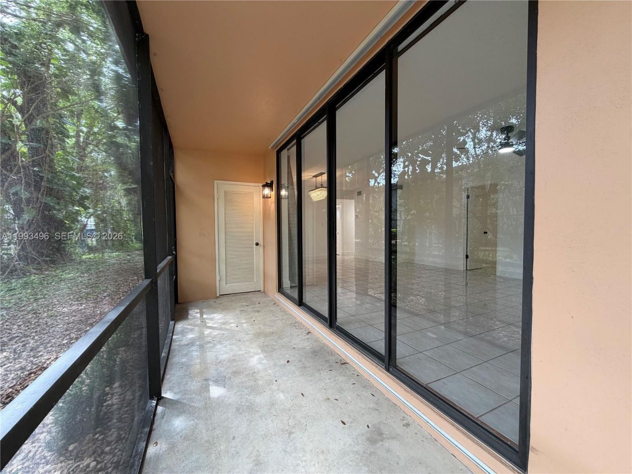 400 Commodore Dr, Unit 101, Plantation, FL 33325 Photo