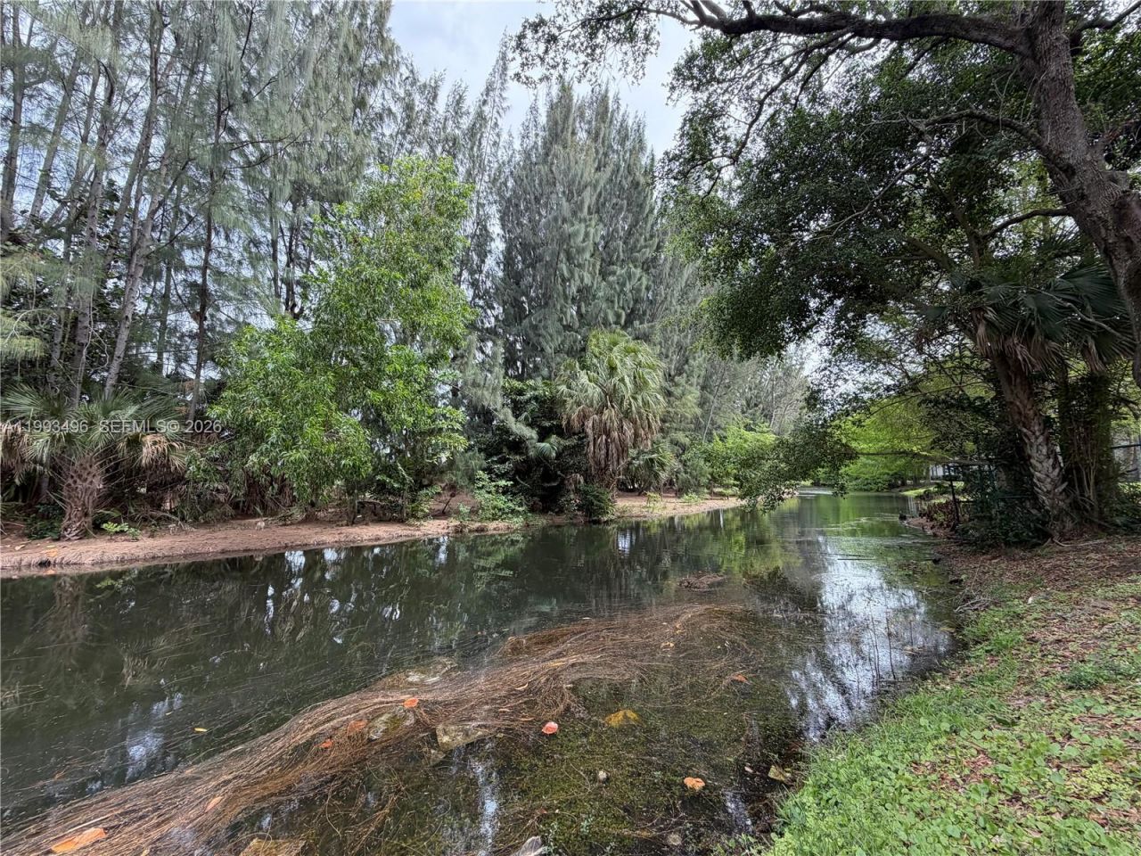 400 Commodore Dr, Unit 101, Plantation, FL 33325 Photo
