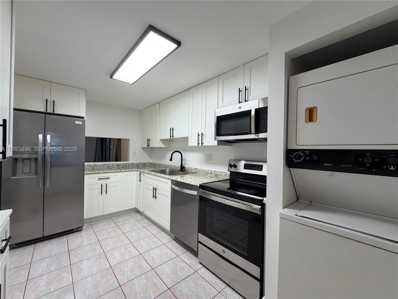 400 Commodore Dr, Unit 101, Plantation, FL 33325 Photo
