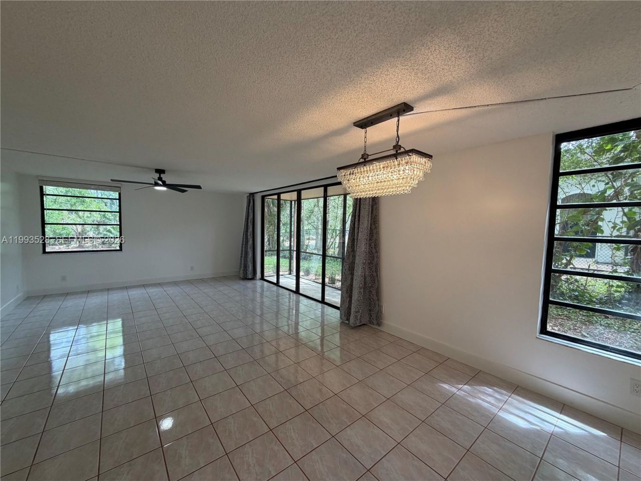 400 Commodore Dr, Unit 101, Plantation, FL 33325 Photo
