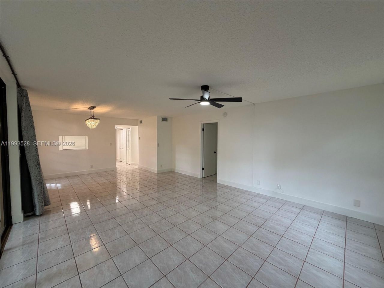 400 Commodore Dr, Unit 101, Plantation, FL 33325 Photo