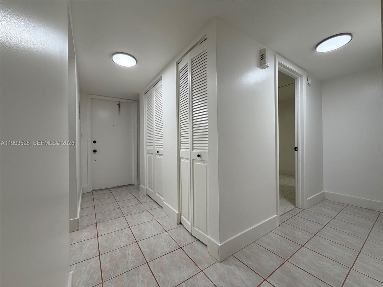 400 Commodore Dr, Unit 101, Plantation, FL 33325 Photo