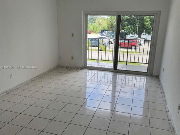 5505 NW 7th St , Unit W202, Miami, FL 33126